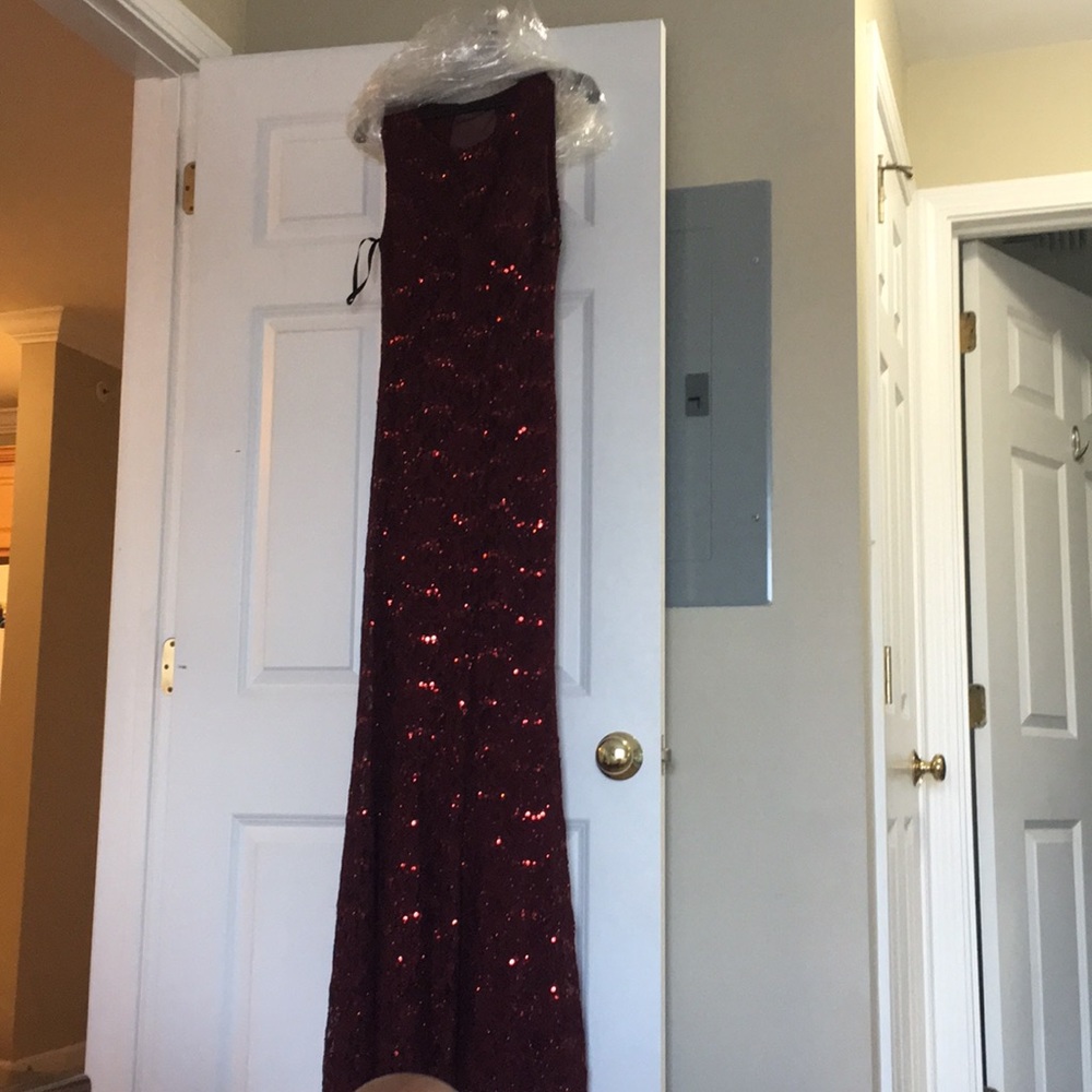 Party dress size s